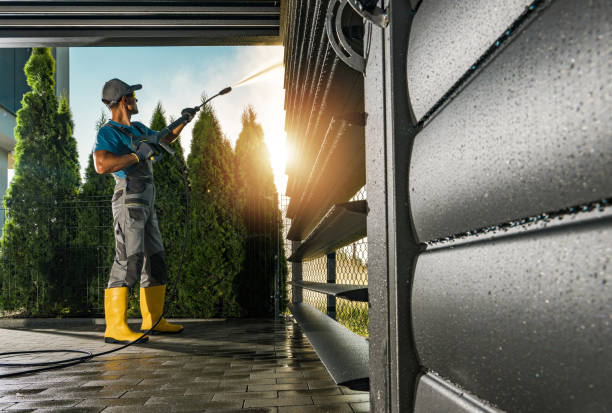 Why Choose Our Certified Pressure Washing Experts for Your Project Needs in La Vernia, TX?
